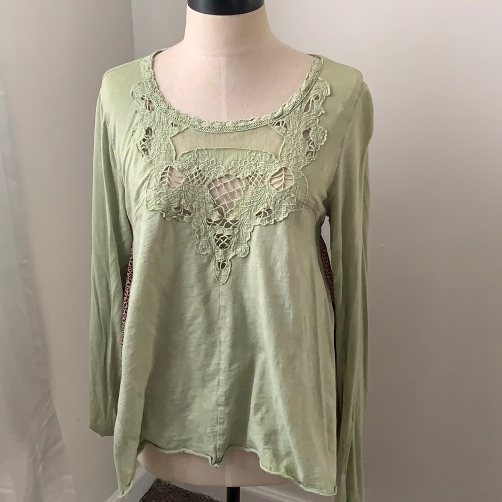 Green lace top